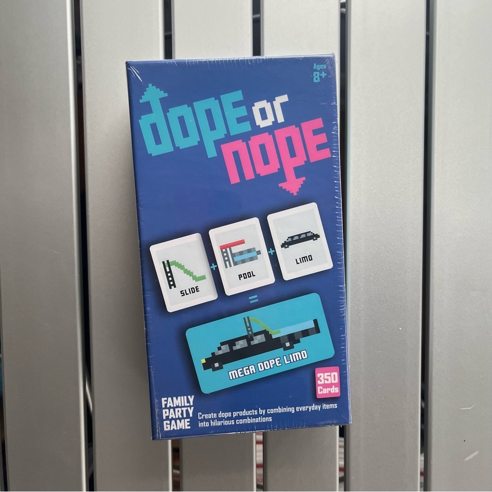 NIB Dope or Nope Card Game